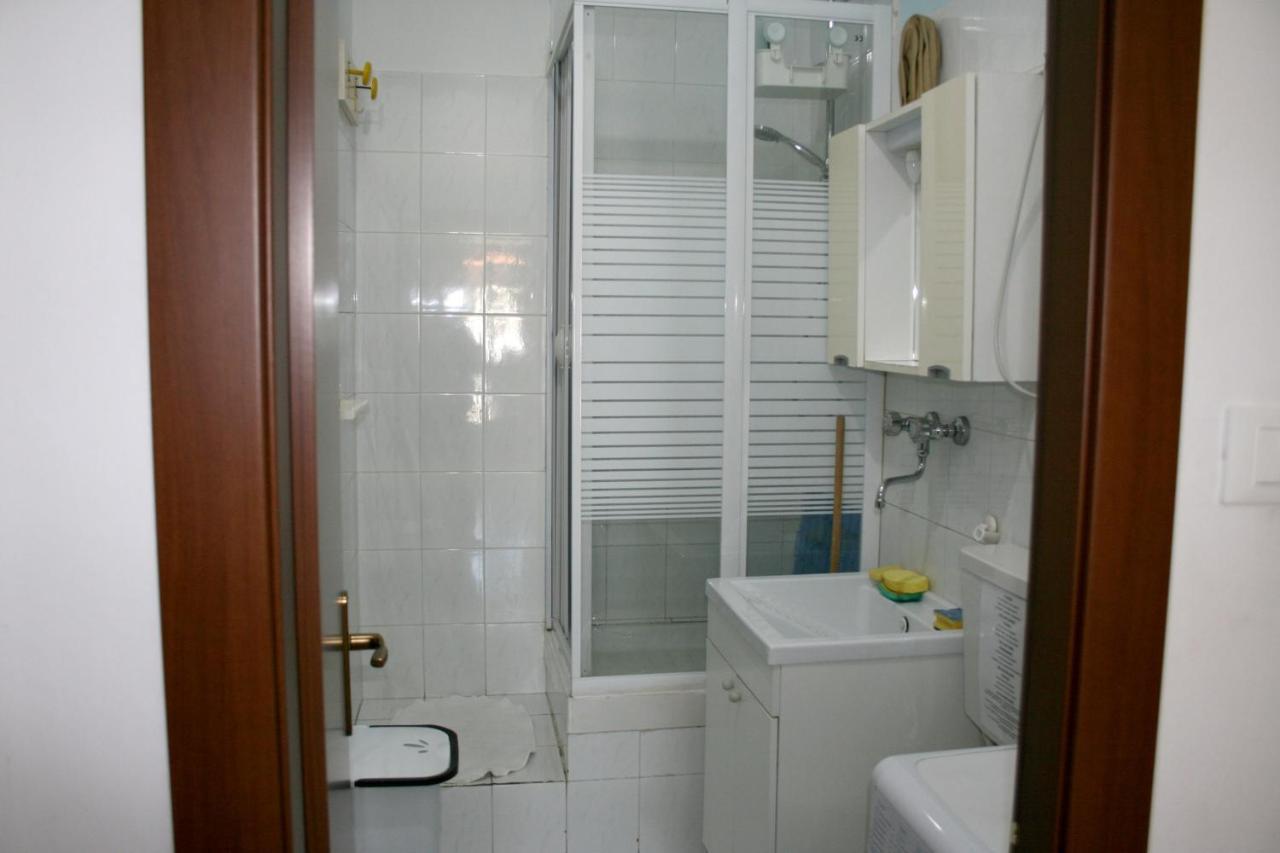 2 Bedrooms Appartement At Pescara 300 M Away From The Beach With Balcony And Wifi Eksteriør billede