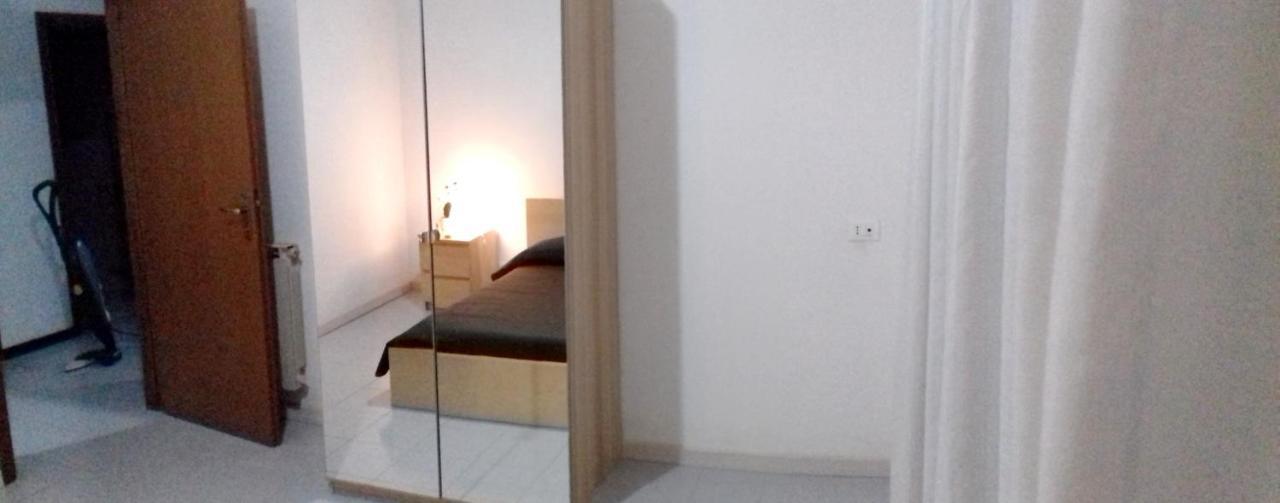 2 Bedrooms Appartement At Pescara 300 M Away From The Beach With Balcony And Wifi Eksteriør billede