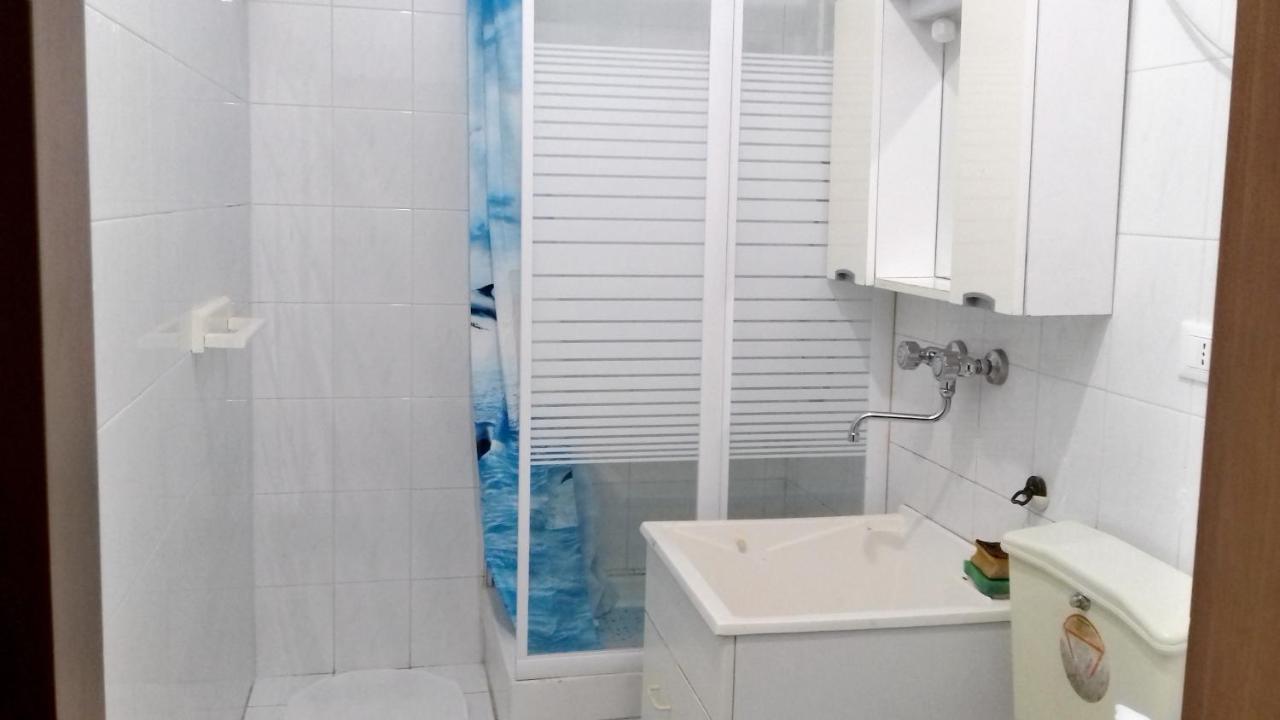 2 Bedrooms Appartement At Pescara 300 M Away From The Beach With Balcony And Wifi Eksteriør billede