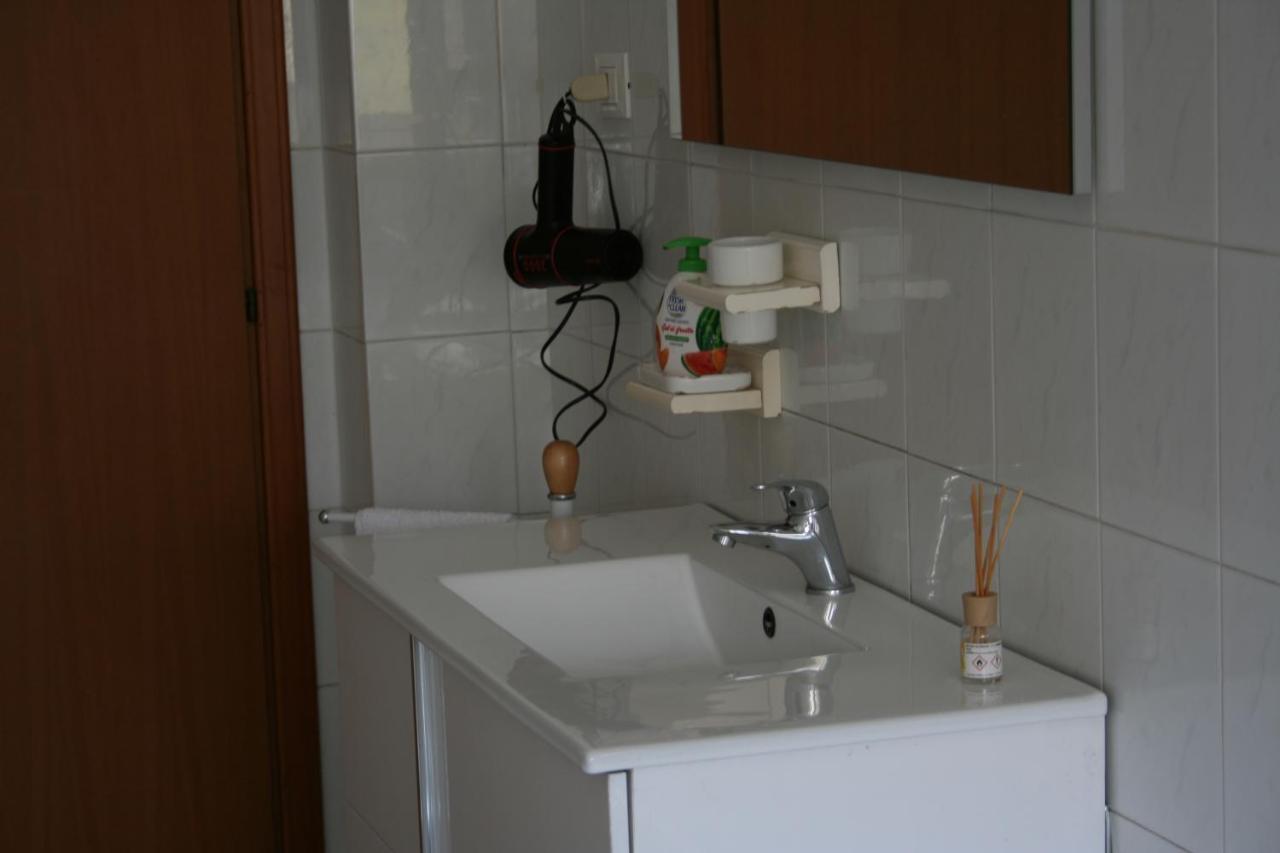 2 Bedrooms Appartement At Pescara 300 M Away From The Beach With Balcony And Wifi Eksteriør billede
