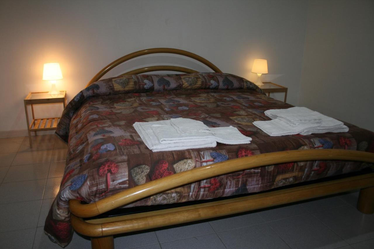 2 Bedrooms Appartement At Pescara 300 M Away From The Beach With Balcony And Wifi Eksteriør billede