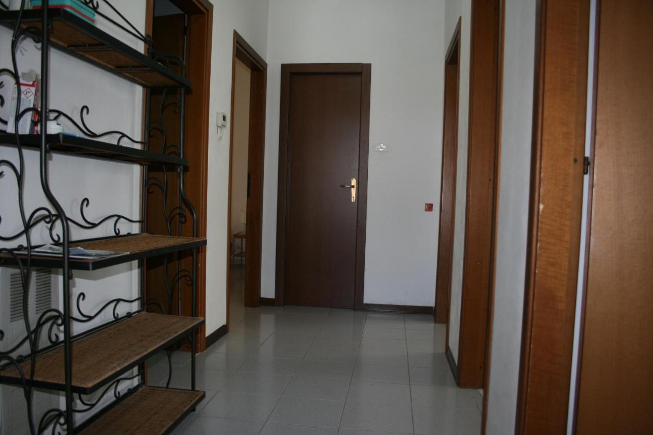 2 Bedrooms Appartement At Pescara 300 M Away From The Beach With Balcony And Wifi Eksteriør billede